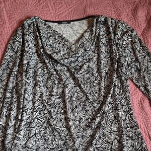 MSK Monochrome Leaf Print Women's Blouse